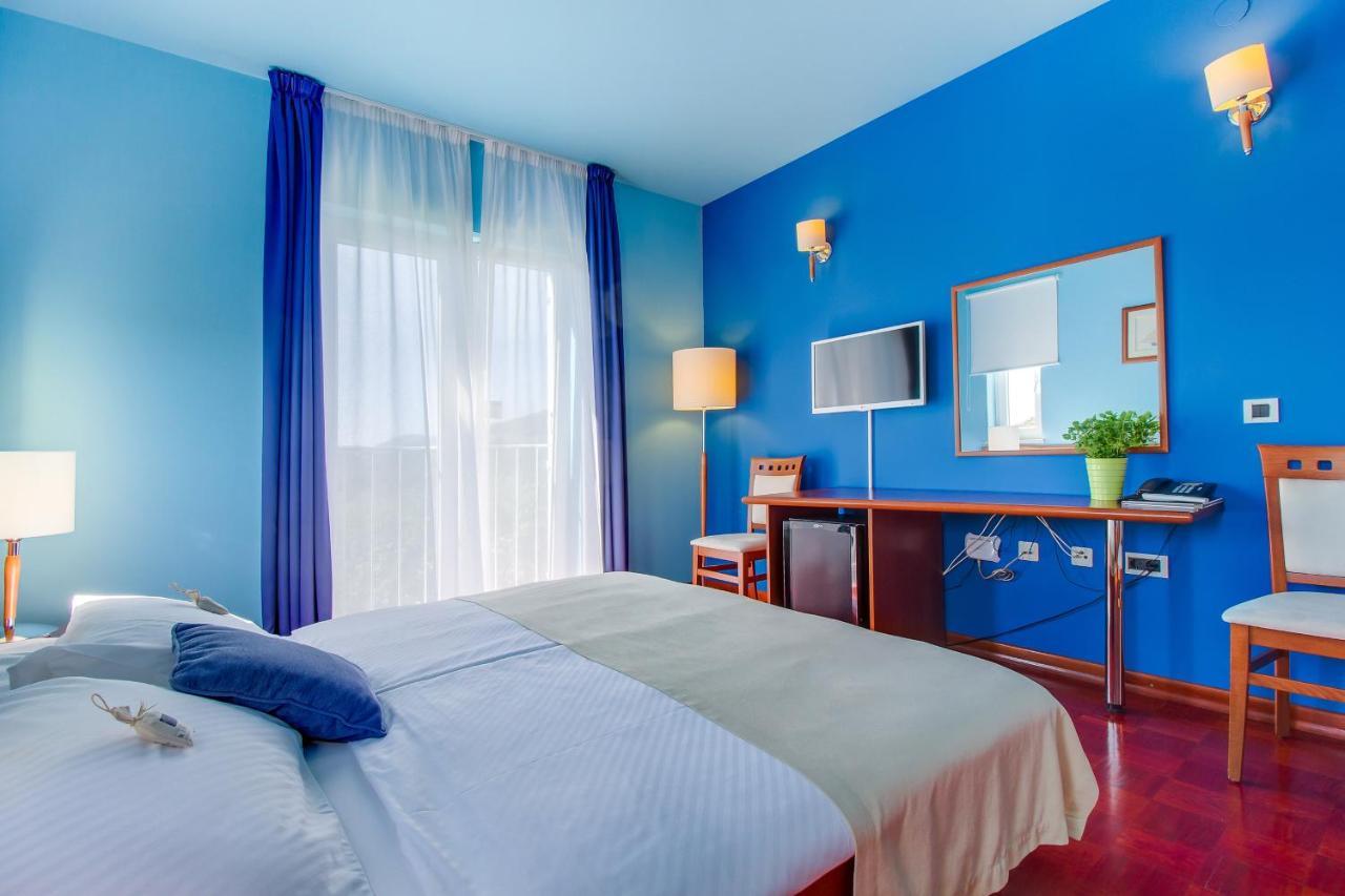 Hotel Manora Nerezine Zewnętrze zdjęcie