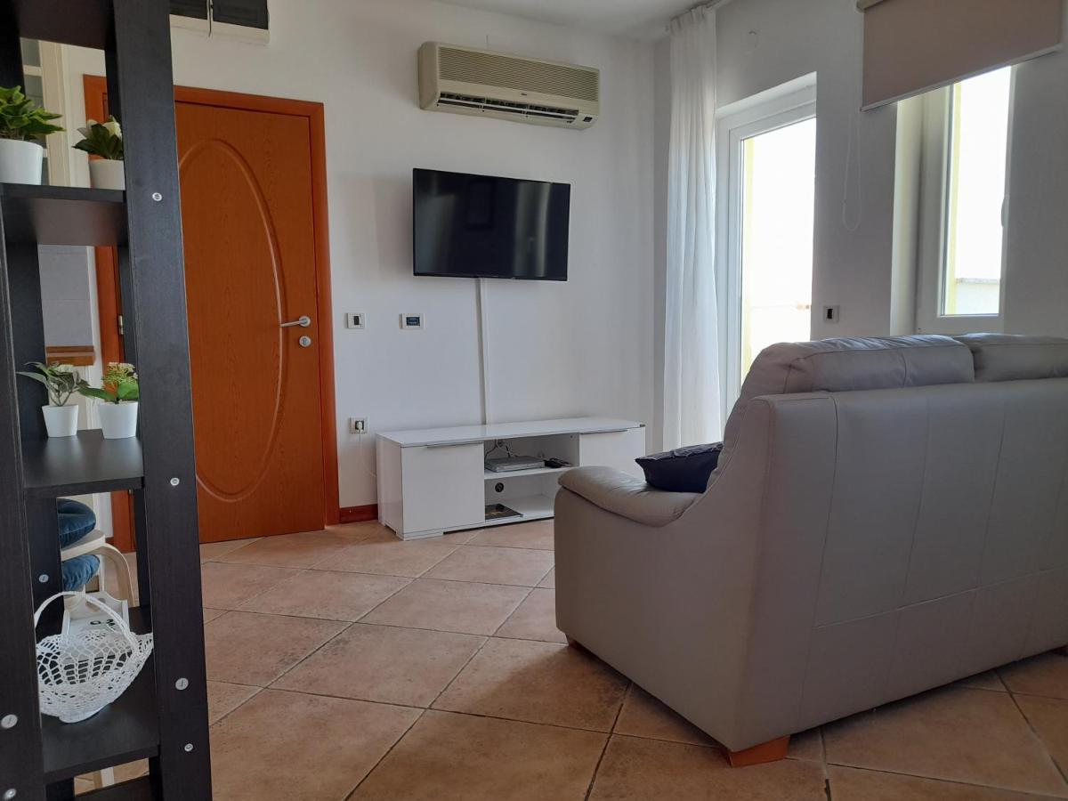 Hotel Manora Nerezine Zewnętrze zdjęcie